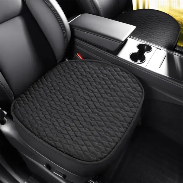 Σετ 2 μπροστινών καλυμμάτων καθίσματος για Tesla Model Y. Προστατεύουν τα καθίσματα, προσφέροντας ανθεκτικότητα και άνεση στην καθημερινή οδήγηση.