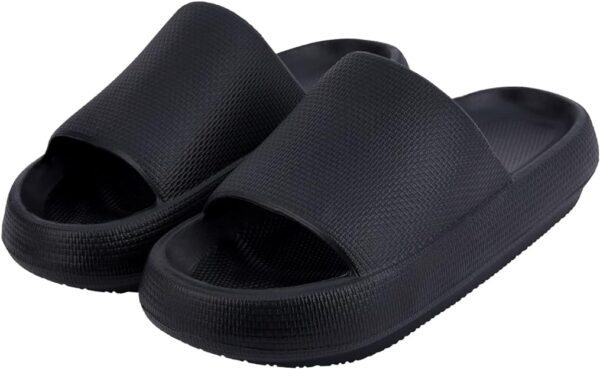Οι παντόφλες Sliders Unisex είναι ένα άνετο και στυλάτο υπόδημα που προορίζεται για άνδρες και γυναίκες. Κατάλληλες για Καθημερινή Χρήση .